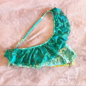 One Shoulder Maaji Top